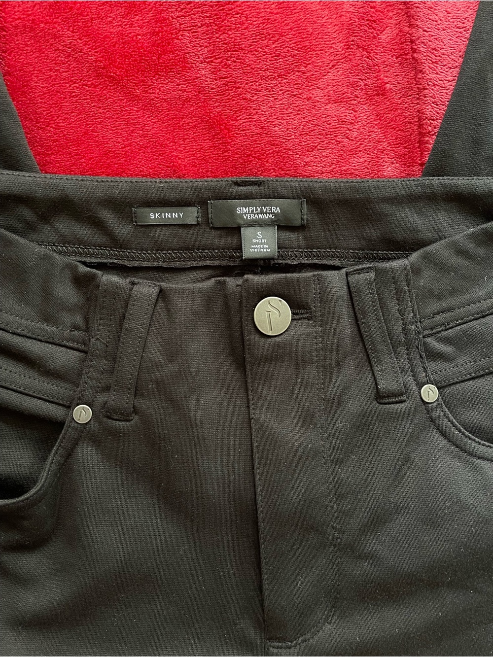 Simply Vera Vera Wang Black Skinny Jeans with Branded Hardware
